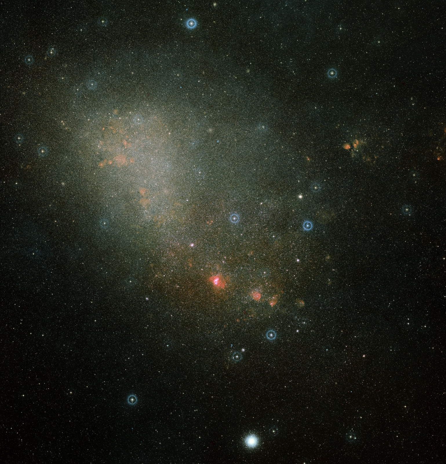Small Magellanic Cloud, a irregular galaxy